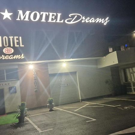 Motel Dreams Novi Travnik Exterior foto