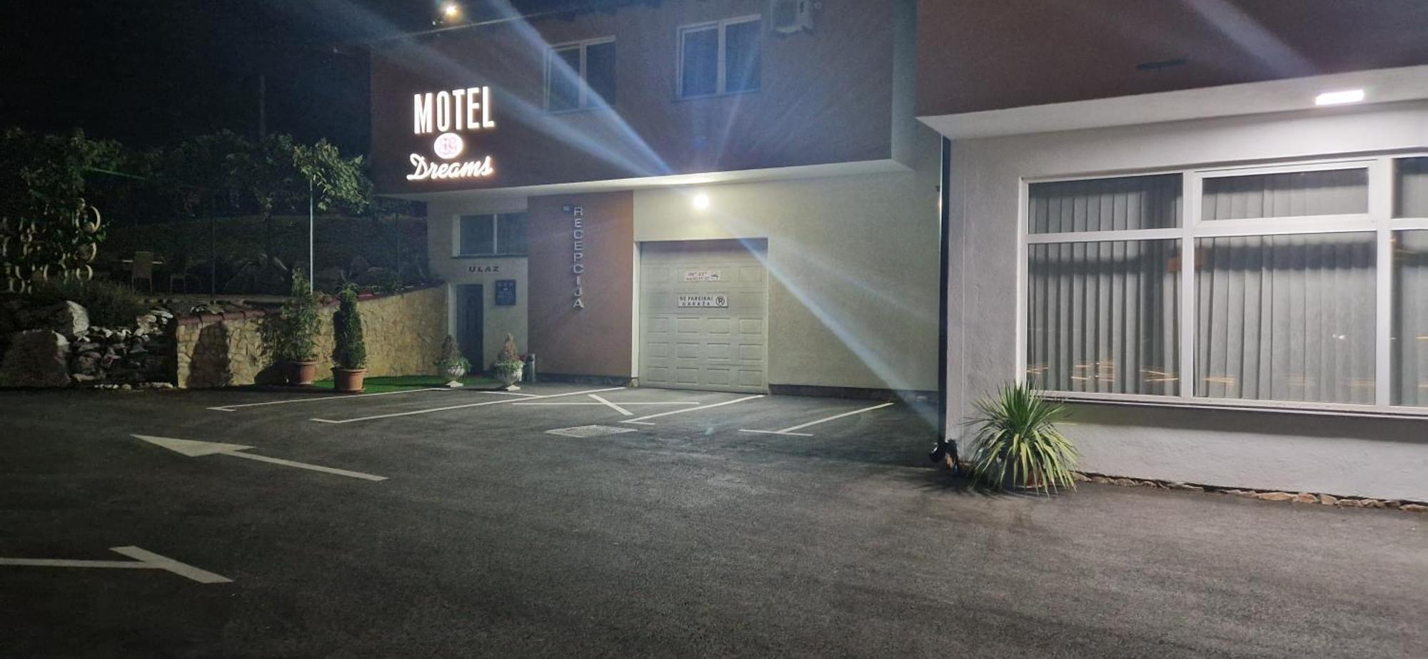 Motel Dreams Novi Travnik Exterior foto