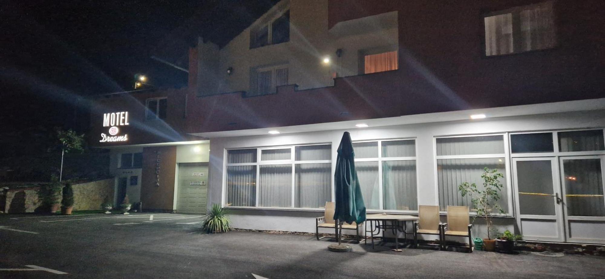 Motel Dreams Novi Travnik Exterior foto